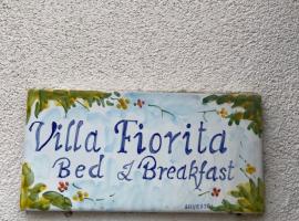 B&B Villa Fiorita，蓬泰卡尼亞諾法伊阿諾的B&B