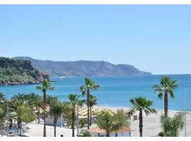 Sunny apartment on Burriana Beach