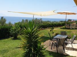 Panorama Olive Garden Apartment, vacation home in Makri