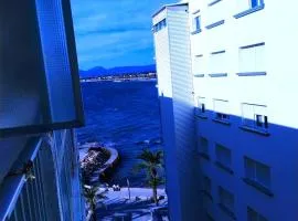 Apartamento en primera línea de playa. Salou