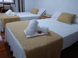 Pensión A Fonte, hotel v destinácii Caldas de Reis