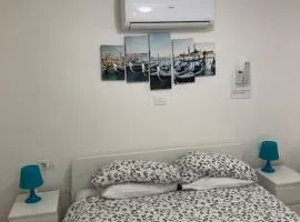 center Mestre 15 minutes from Venice, parking Bellini