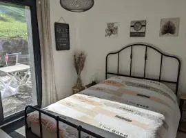 Chambre double indépendante NATURALE au sein du domaine PASSELOUP