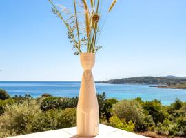 Dea Fertilia. Casa indipendente con vista mare., hotell sihtkohas Fertilia