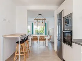 Maravilloso adosado junto a la playa