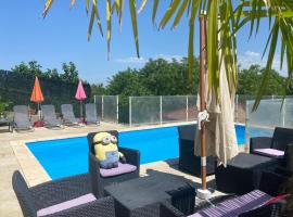 Magnifique Villa avec piscine Beaujolais, отель в городе Gleizé