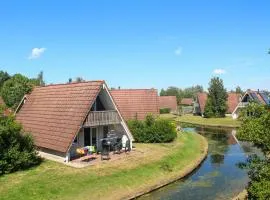 Nice Home In Gramsbergen With 3 Bedrooms, Wifi And Indoor Swimming Pool