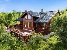 Stunning Home In Norheimsund With House A Mountain View
