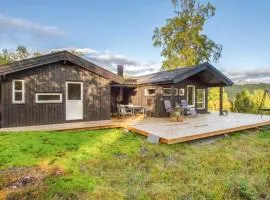 Cozy Home In Sykkylven With Kitchen