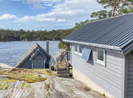 Amazing Home In Masfjorden With Kitchen, villa in Masfjorden