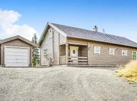 3 Bedroom Beautiful Home In Sjusjøen