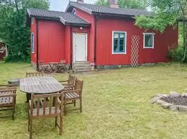Awesome Home In Bjärnum With Wifi