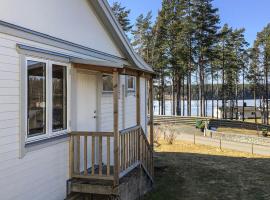 Lovely Home In Mullsjö With Kitchen, hotel v destinaci Mullsjö