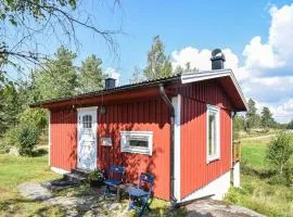 Lovely Home In Lur With Wifi