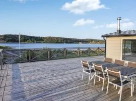 Lovely Home In Valdemarsvik With Wifi