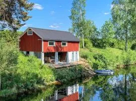 Cozy Home In Torsby With House Sea View