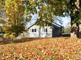 Amazing Home In Sffle With 1 Bedrooms And Wifi, cottage in Säffle