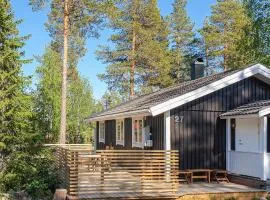 3 Bedroom Stunning Home In Särna