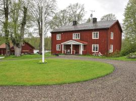 Nice Apartment In Saxn With Kitchen, vacation rental in Hällefors