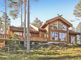Amazing Home In Vrdal With 4 Bedrooms, Sauna And Wifi, luxury hotel in Vradal