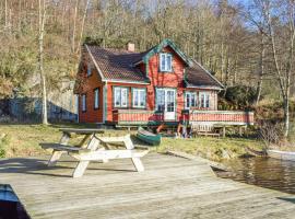 Lovely Home In Lyngdal With House Sea View – hotel w mieście Lyngdal