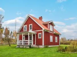 2 Bedroom Gorgeous Home In Landsbro