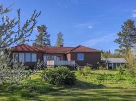 Awesome Home In Tranås With Wifi