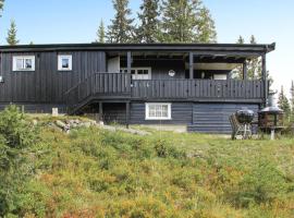 Gorgeous Home In Sjusjen With Wifi, stuga i Sjusjøen