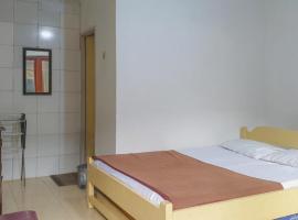 Hotel Jaya Kusuma near Candi Prambanan Mitra RedDoorz, hotel v destinaci Prambanan