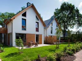 Wellness-FeWo "Seidelbast" mit Sauna & Kamin, hotelli Zingstissä