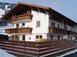 Appartement Kröll Katharina, place to stay in Zell am Ziller