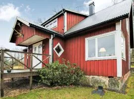 Stunning Home In Lidhult With Wifi