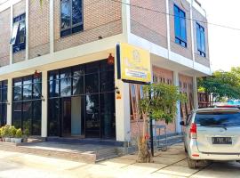 MIN Guest House Watukarung, hotel in Pacitan