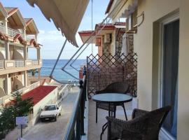 Basilis room, hotel with parking in Loutsa