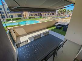 Higuericas 411 - Planta baja - vista piscina - cerca playa, apartmán v destinaci Pilar de la Horadada