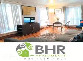 Perfect Central City Location - Parking - 3 Beds - 2 Bedrooms