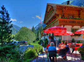 Der Klaushof, hotell med parkeringsplass i Mayrhofen