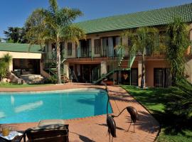 Claires of Sandton Luxury Guest House, hotell nära River Club Golf Course Sandton, Johannesburg