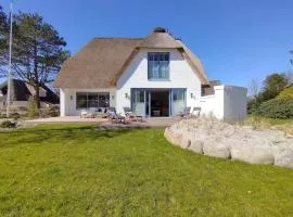 Retreat Reetdach-Villa Retreat