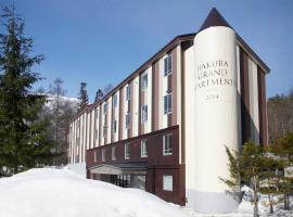 Hakuba Grand Apartments, serviced apartment sa Hakuba