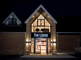 The Lodge at Kingswood, viešbutis mieste Epsomas