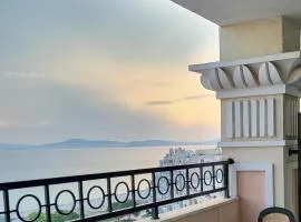 "Красавиците тъмнокоси" Sunset Resort Pomorie