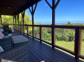 Off-Grid Getaway with Ocean Views in Paradise, habitación en casa particular en Pahoa