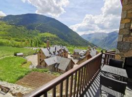 Dúplex con terraza y vistas panorámicas en Taüll, pet-friendly hotel in Taull
