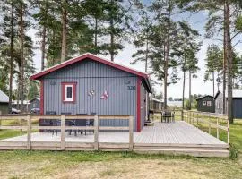 3 Bedroom Cozy Home In Löttorp