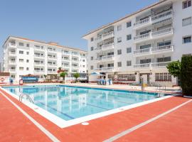 Apt 200 meters from the beach id, hotel with pools in Blanes