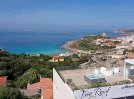 La Contessa Pool & Sea View, serviced apartment in Santa Teresa Gallura