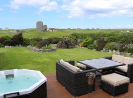 Luxury Lodges in Doolin Village with Hot Tubs, hotel with jacuzzis in Doolin