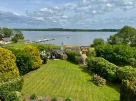 Traumhafter Seeblick mit großer Terrasse