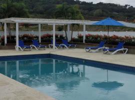 Playa Paraiso JAMAICA Bed & Breakfast, hotel em Point